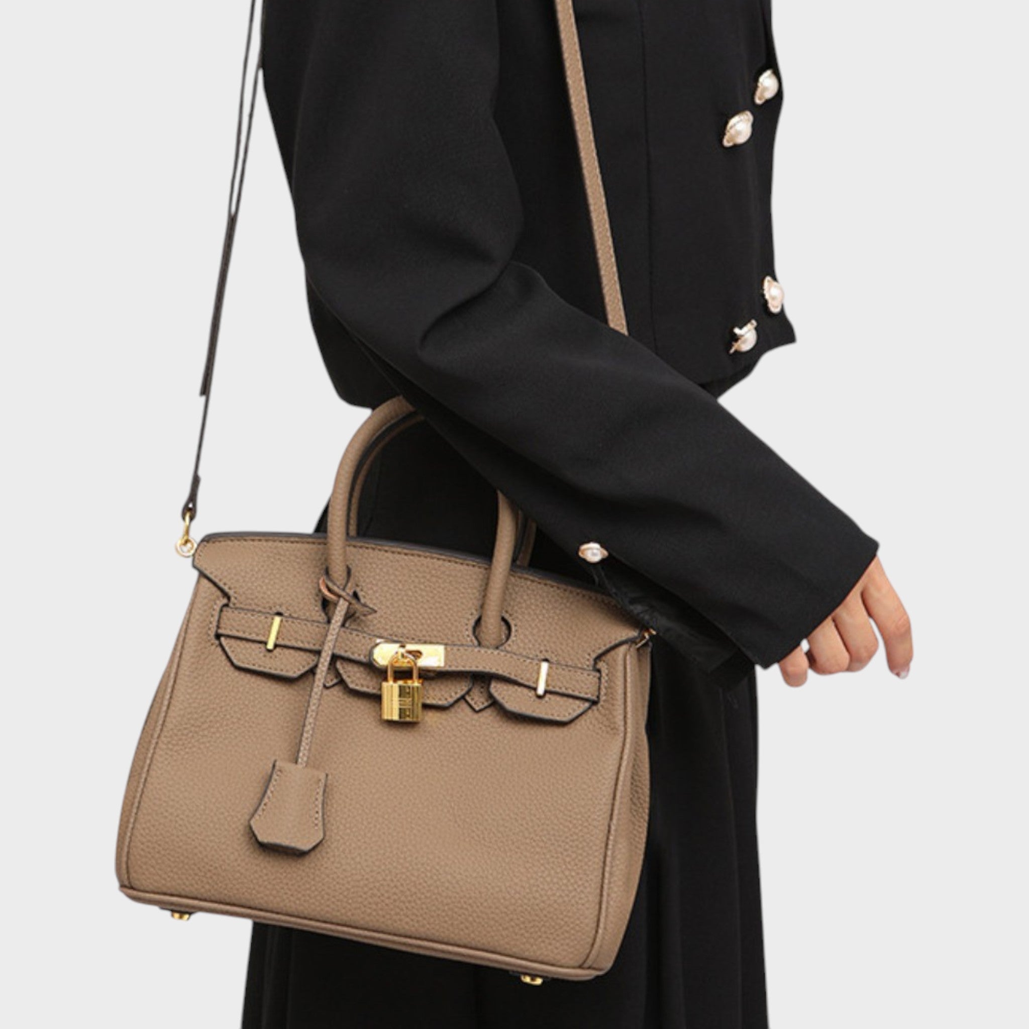 Amira Onyx